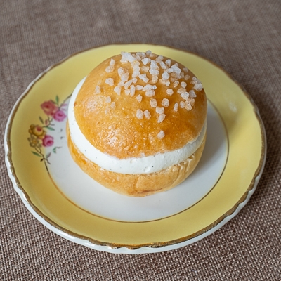 Tropézienne abricot, miel de châtaignier 8p